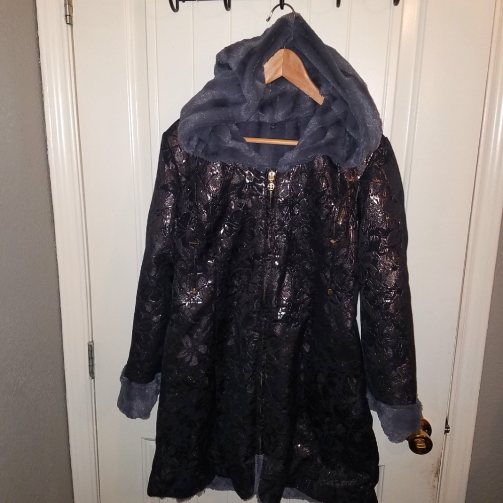IMAN Women's Reversible Metallic Hooded Coat Faux Fur S.